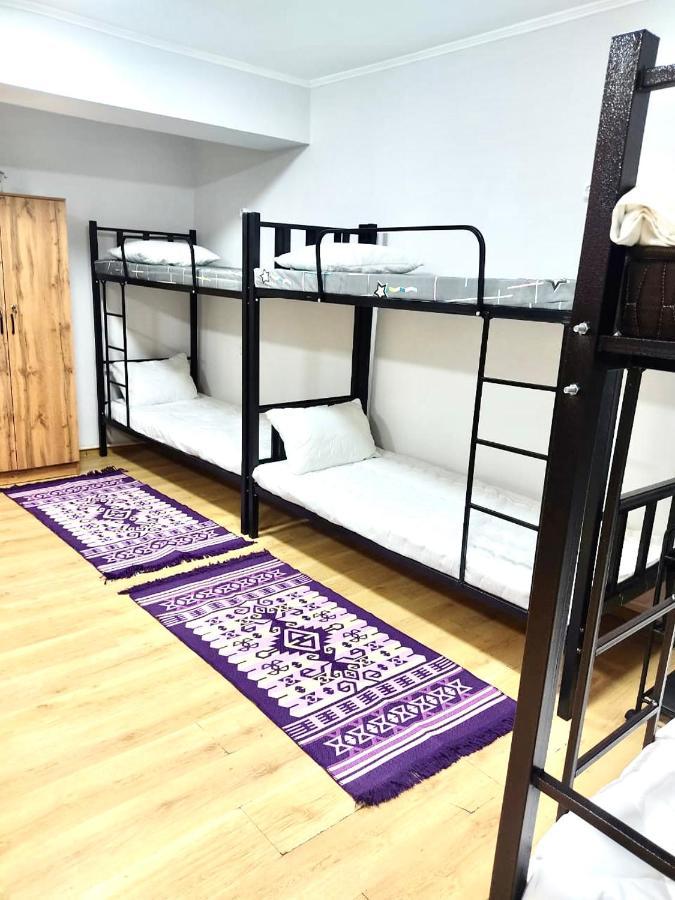 Like Home Hostel Na Timiryazeva Almaty Esterno foto